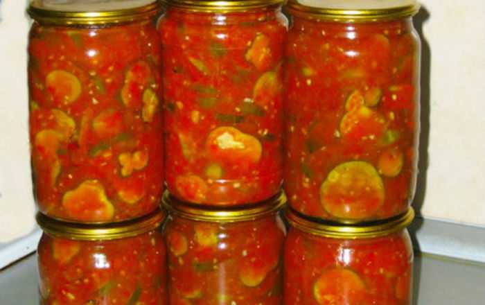 Огурцы на зиму в томатном соке и с томатной пастой — 6 обалденных рецептов