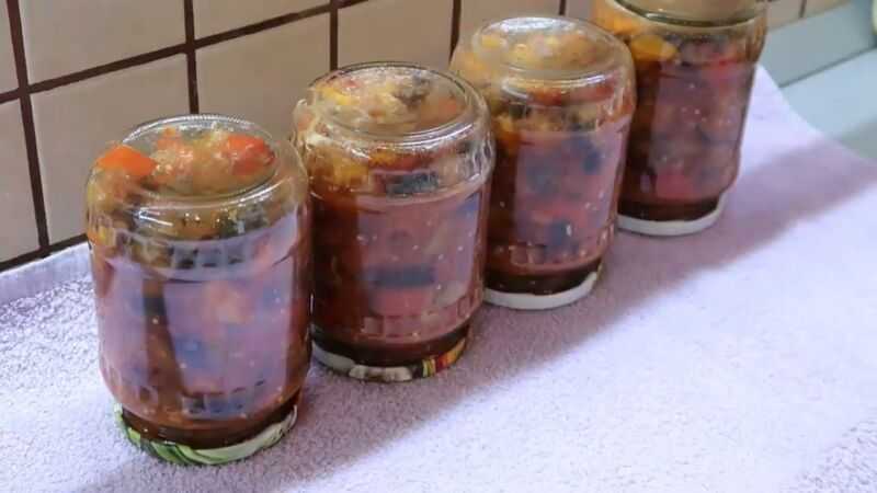 Салат с баклажанами, помидорами и сыром пошаговый рецепт