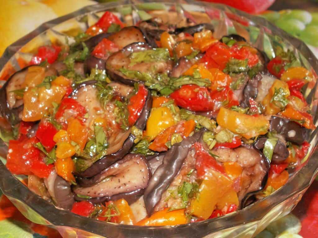 Салаты на зиму – самые вкусные рецепты салатов из помидоров, кабачков и баклажанов