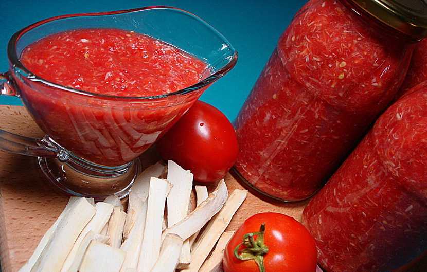 Хреновина с помидорами и чесноком на зиму, чтобы не закисла: 10 лучших рецептов – рецепты с фото