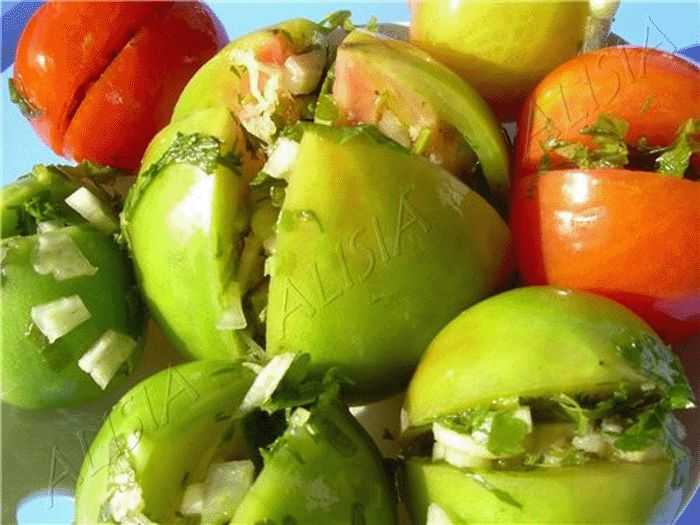 Зелёные помидоры на зиму, фаршированные чесноком — пошаговый рецепт с фото