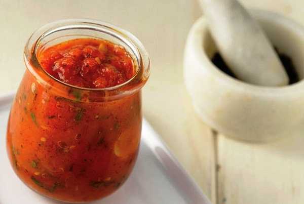 5 лучших пошаговых рецептов маринованного перца в томатном соусе на зиму