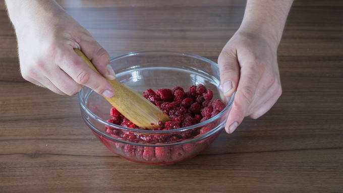 Заготовка из малины на зиму: топ-6 лучших рецептов