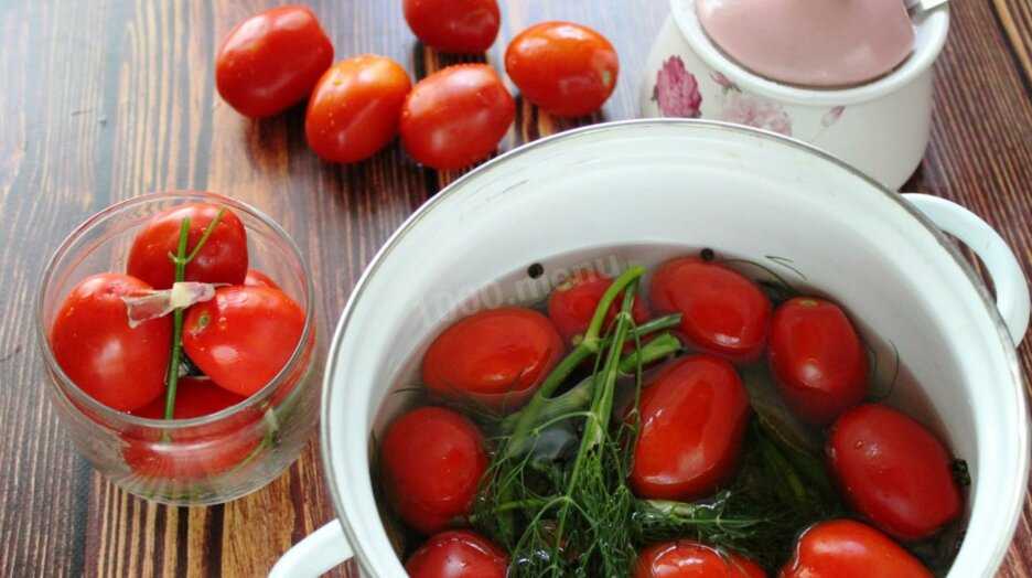 Как приготовить моченые помидоры в кастрюле на зиму: поиск по ингредиентам, советы, отзывы, пошаговые фото, подсчет калорий, изменение порций, похожие рецепты