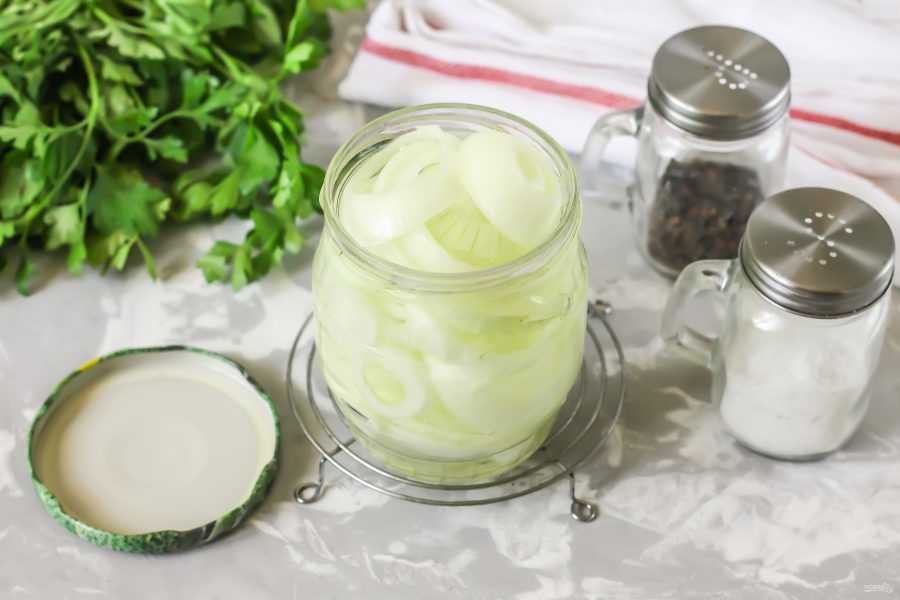 Маринованный зеленый лук на зиму: 15 лучших рецептов приготовления с фото