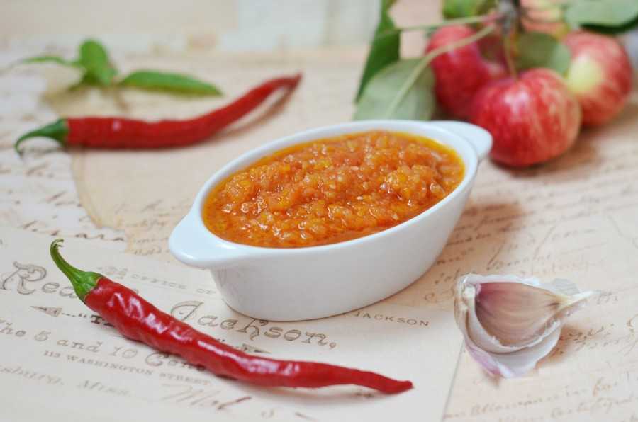 Семейный «огонек»: рецепты острого соуса из помидоров — никого не оставит равнодушным