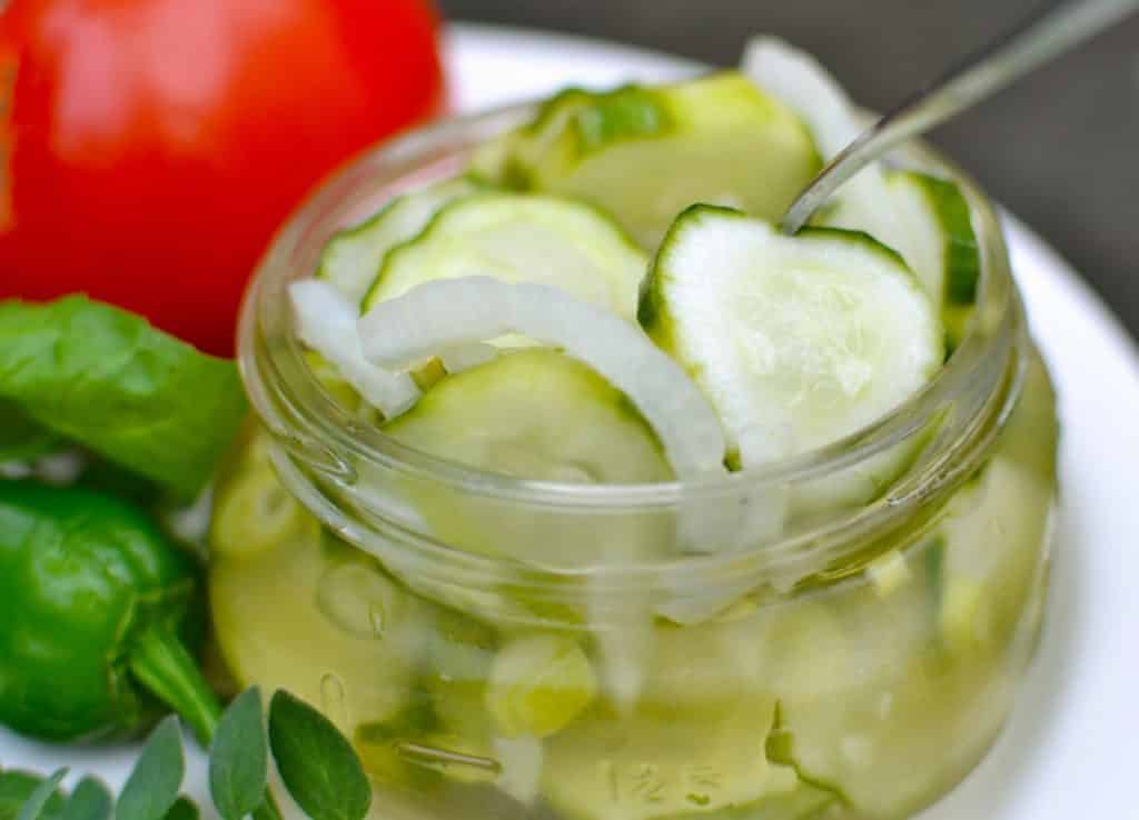 Салат из огурцов, капусты, помидоров – 8 самых вкусных рецептов на зиму