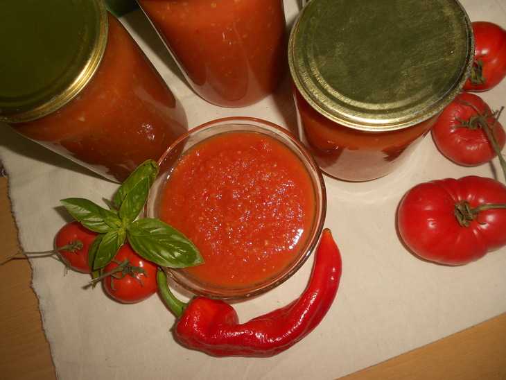Соусы на зиму из помидор - простые рецепты заготовок