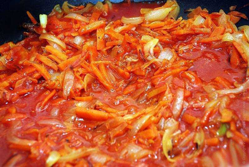 Как сделать лечо из болгарского перца с томатным соком на зиму: обзор