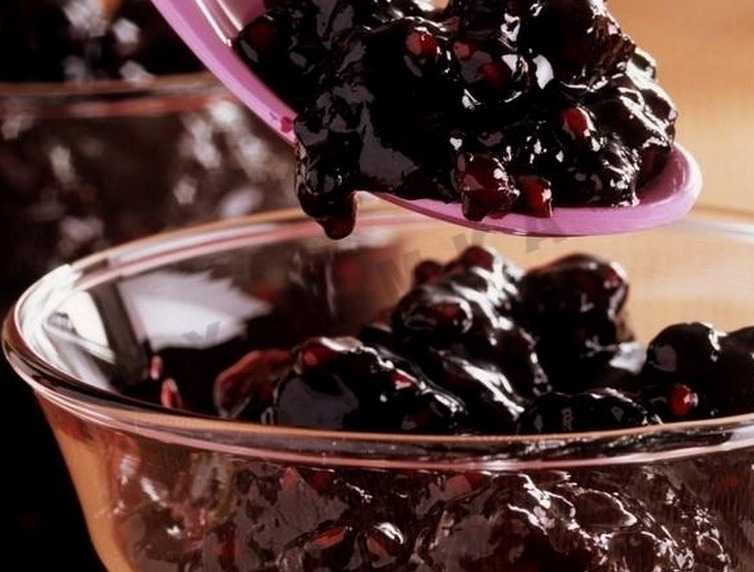 Варенье из черной бузины — польза и вред, рецепты приготовления